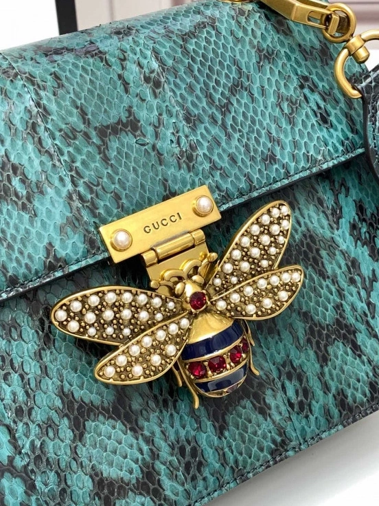 First bag ru GUCCI Queen Margaret 0801